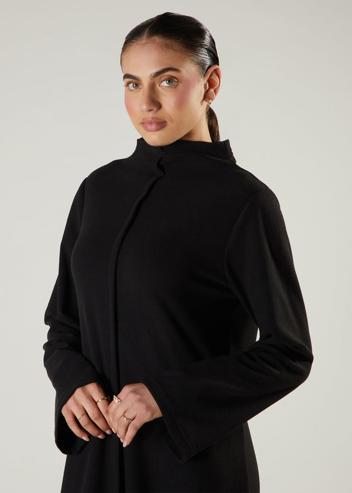 Front Seam Abaya Black