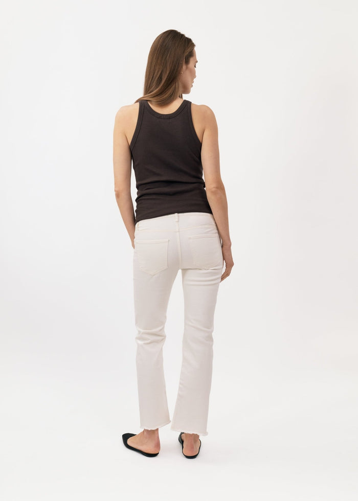 02 Flare Raw Hem - White - Ilouity
