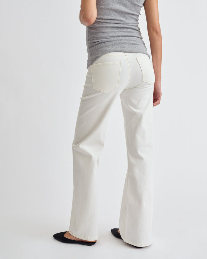 03 Wide Fit - White - Ilouity
