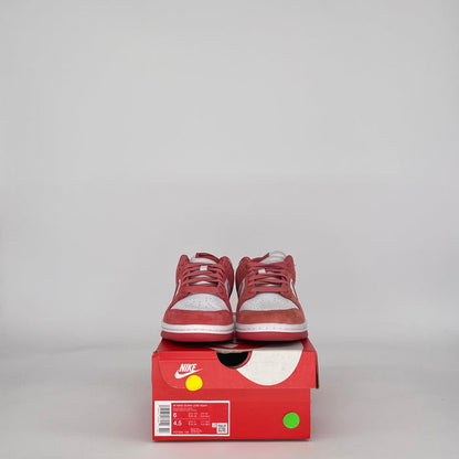 NIKE DUNK LOW VALENTINES DAY FQ7056-100 SIZE 4.5/6W GS