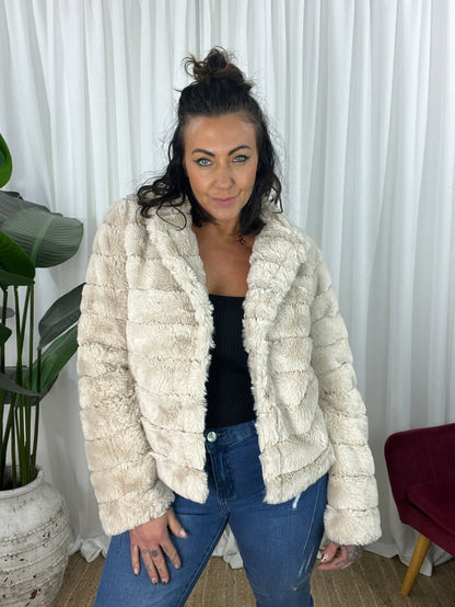 Della Faux Fur Jacket- Beige