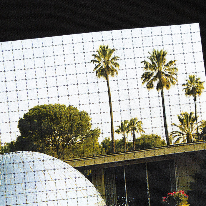 Disco Poolside Trip Front Print - Tshirt - Black