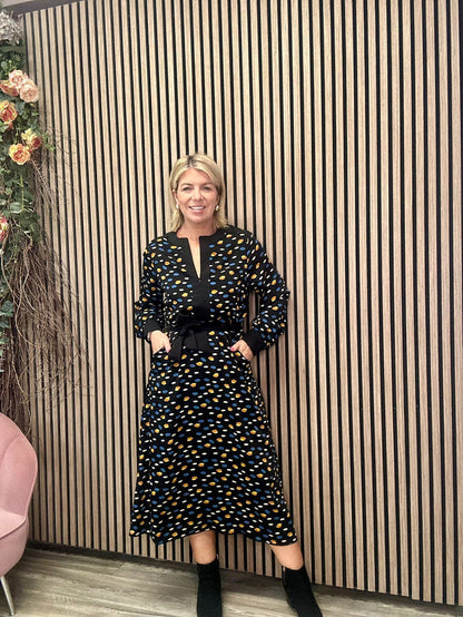 Erin Midi Dress (Black)