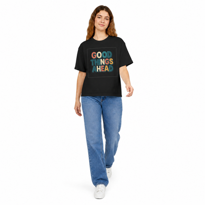 Relaxed women’s graphic T-shirt made from 100% combed cotton
