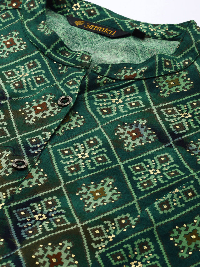 Green Geometric Printed Kurta, Princess Cur Kurta, A-Line Kurta, Geometric Print, Mandarin Collar kurta, printed kurta