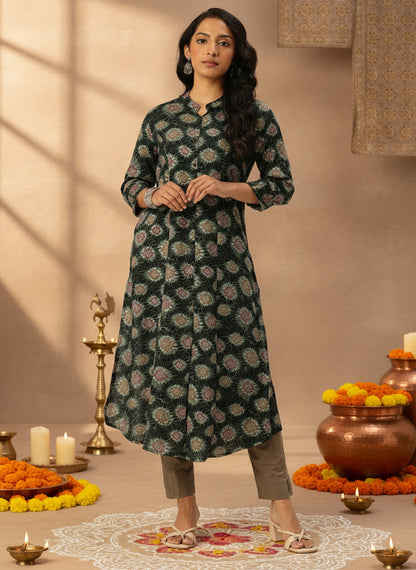 Green Geometric Printed Kurta, Princess Cur Kurta, A-Line Kurta, Geometric Print, Mandarin Collar kurta, printed kurta