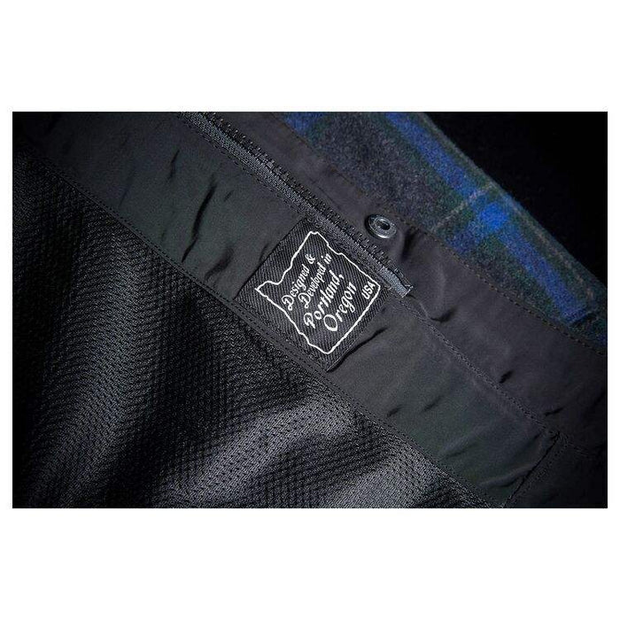 ICON Upstate Flannel Jacket: Description
A good flannel is hard to come by, let alone one you can confidently ride in