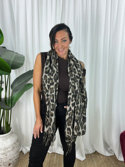 Jaye Scarf- Leopard Mocha