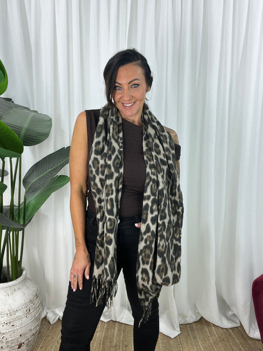 Jaye Scarf- Leopard Mocha