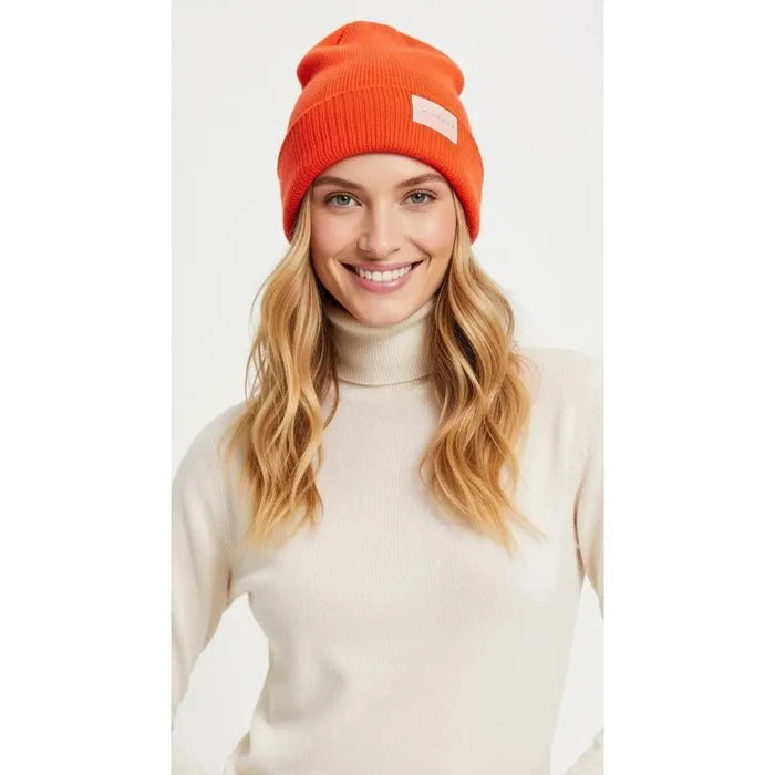 LED beanie dark blue jogging evening urban street