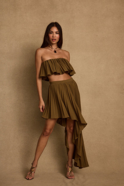 Olive midi skirt with refined detailing and a flattering silhouette.
