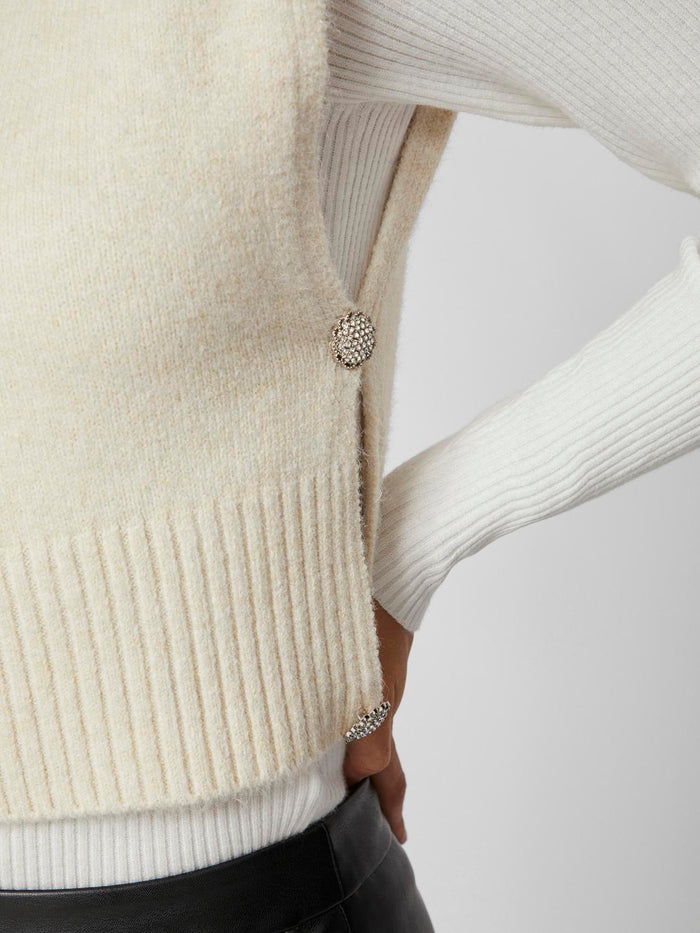 Lyra Knitted Sleeveless Top (Birch)