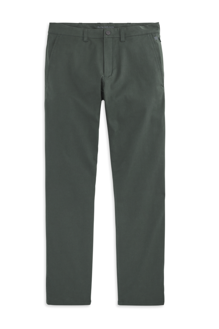 Tannenbaum | Front view of Tech Chino in Tannenbaum