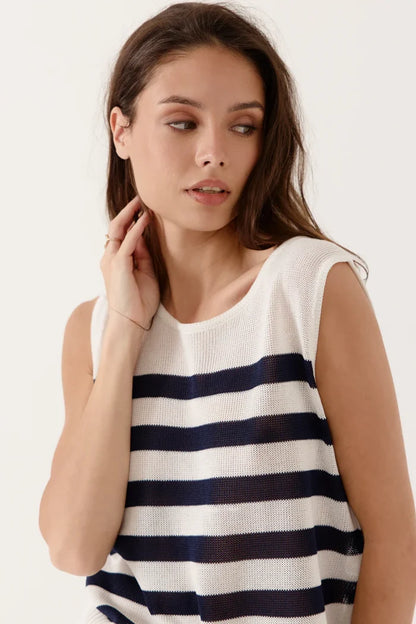 Meralie Knit Top (Navy)