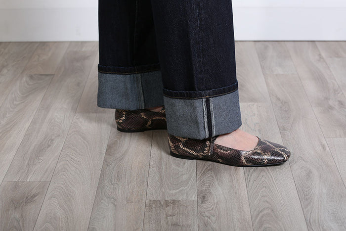 Rose Turn Up Straight Jean (Raw Denim/Reg)
