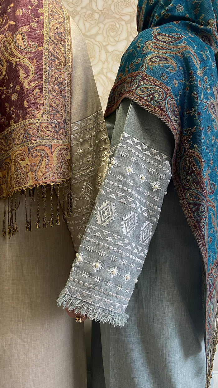 SAND CLOSED ELAYA NEW | EID | Free hijab + belt | CLOSED abaya | Embroidered arms |
