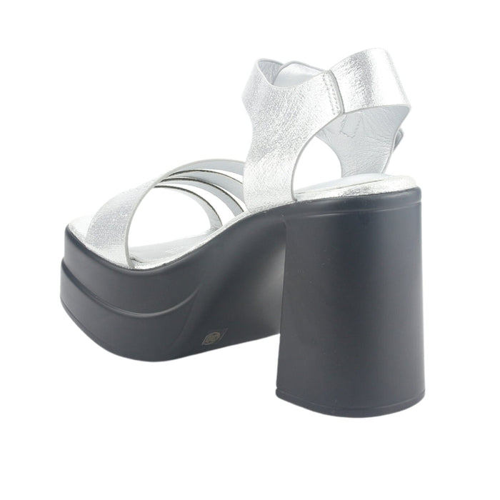 Sandalia Chalada Mujer Vizze-2 Plateado Casual Sandalias Chalada