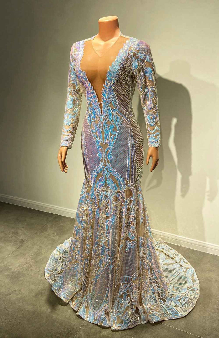 Sheer O-Neck Long Sleeve Prom Dress for Elegant Evening Wear