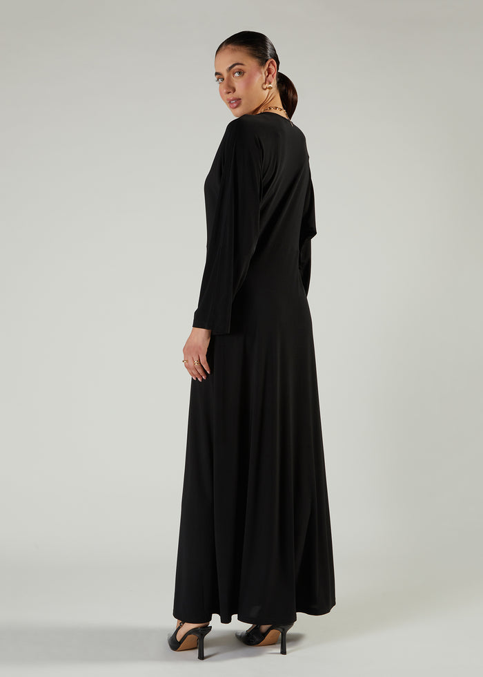 Side Pleat Abaya Ebony