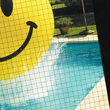 Smiley Poolside Trip Back Print - Tshirt - Black