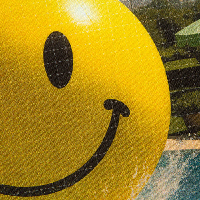 Smiley Poolside Trip Back Print - Tshirt - White