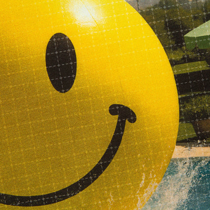 Smiley Poolside Trip Front Print - Tshirt - White