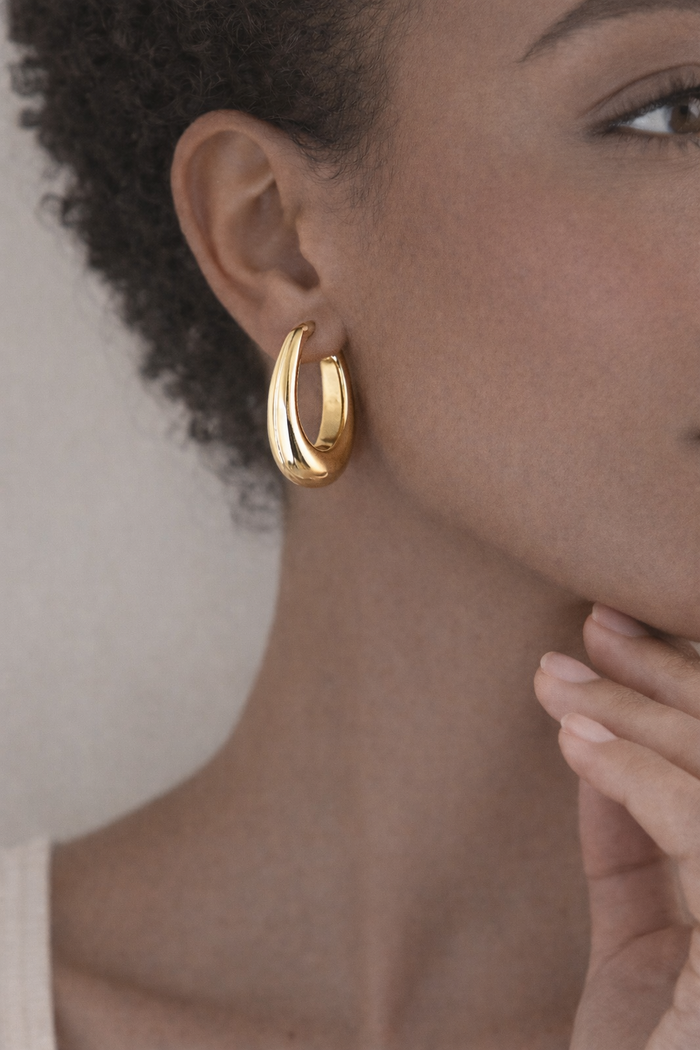 Teardrop Chunky Hoop - Gold
