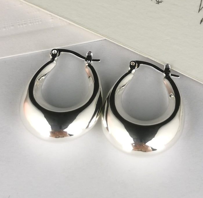 Teardrop Chunky Hoop - Silver