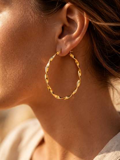 Tina Hoops (Gold)