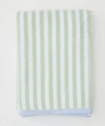 Weezie Kids' Beach Towel